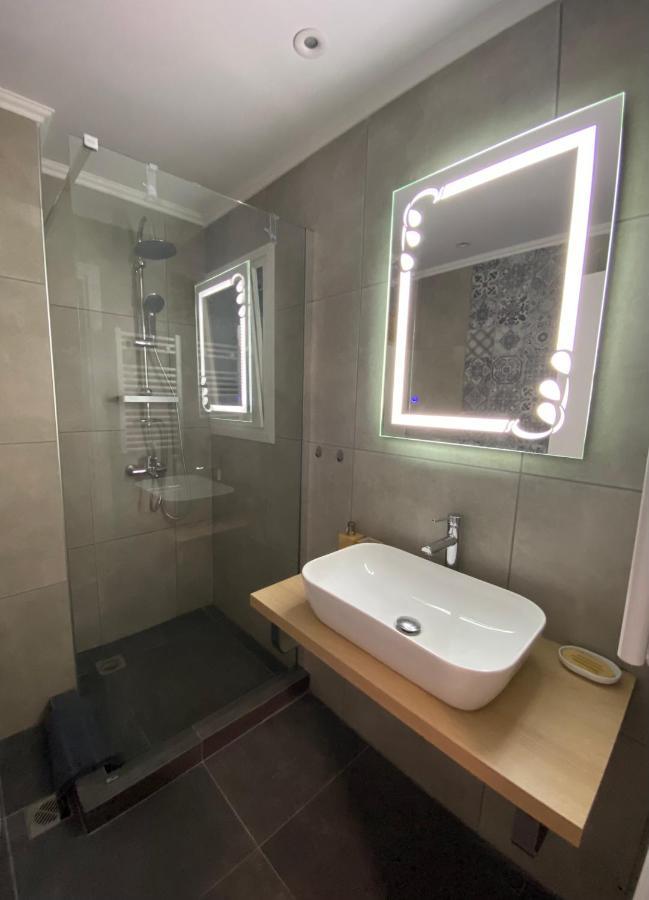 Nike'S Katechaki Apartment Athena Bagian luar foto